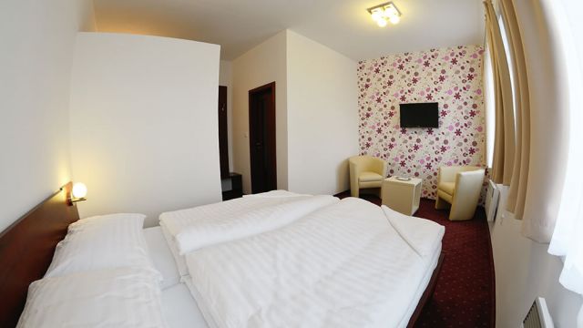 Izba Štefan Ubytovanie Banská Štiavnica , izba manželská posteľ